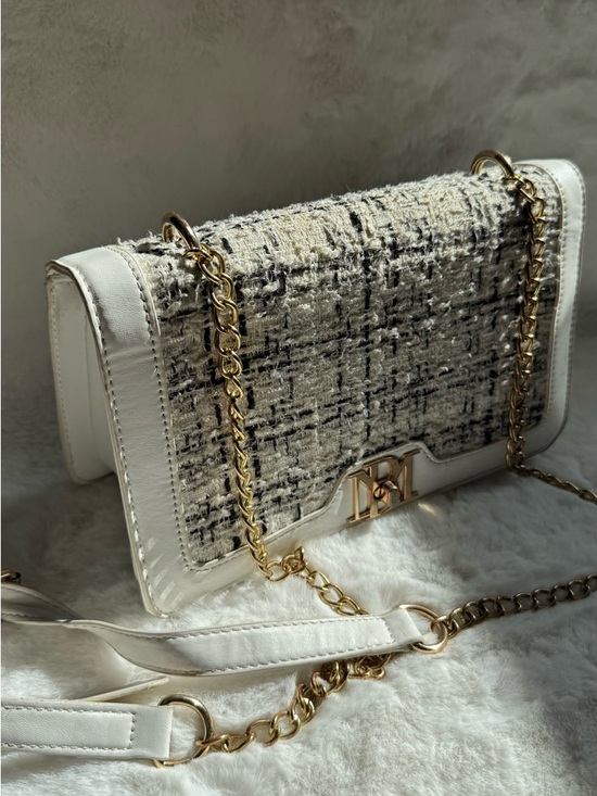 Badgley Mischka Handbags - Badgley Mischka White Tweed and Leather Chain Shoulder Bag with Gold Hardware